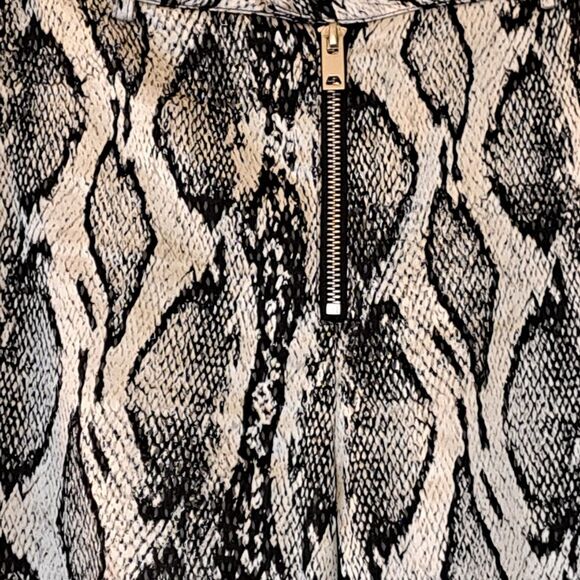 I. AM. GIA. Slater Textured Snake Print Retro Flare Mid Rise Pants Size S - Picture 9 of 16